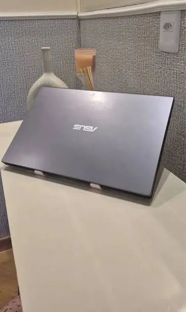  Notebook ASUS 15,6? Novo ou troco por iPhone