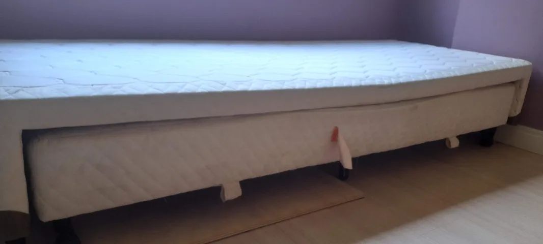 Cama box, com bicama