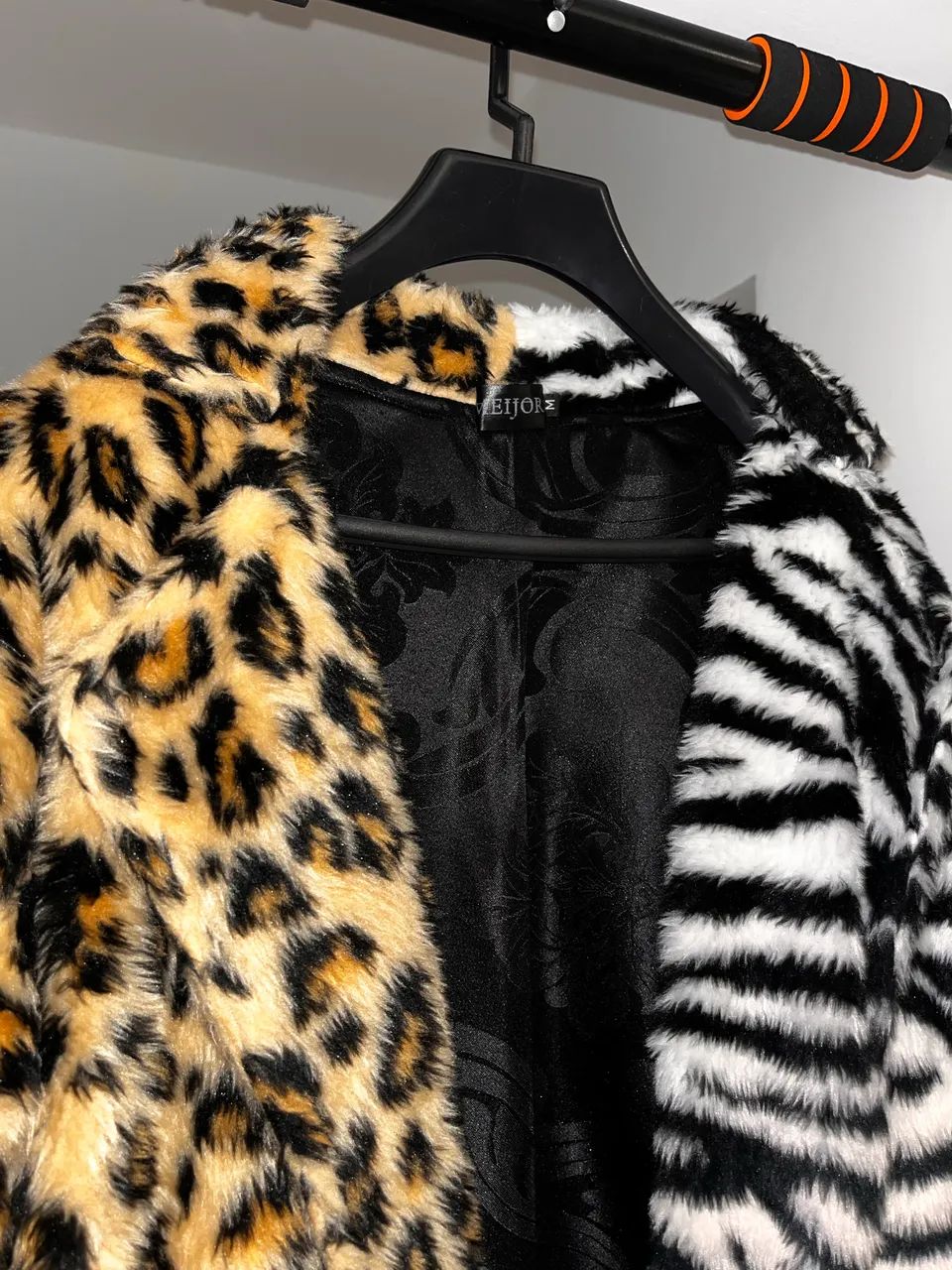 OFERTA! Casaco Subretudo Pelo Double Zebra Onça Guepardo M - Foto 2