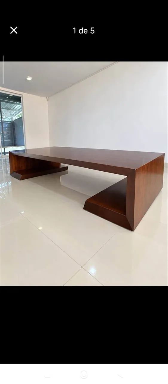 Mesa de Centro Modernista 