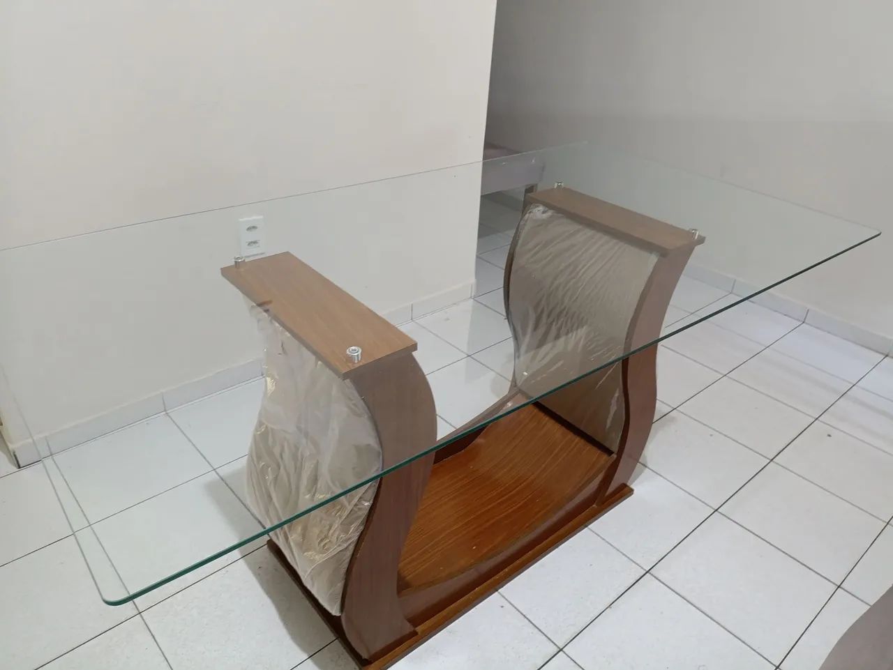 Mesa de vidro com 6 cadeiras - Foto 2