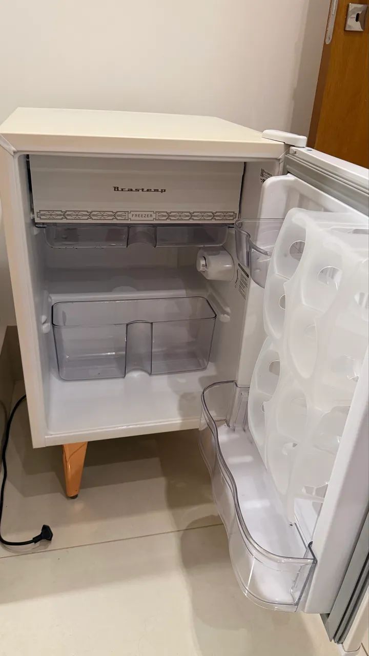 Frigobar Brastemp 