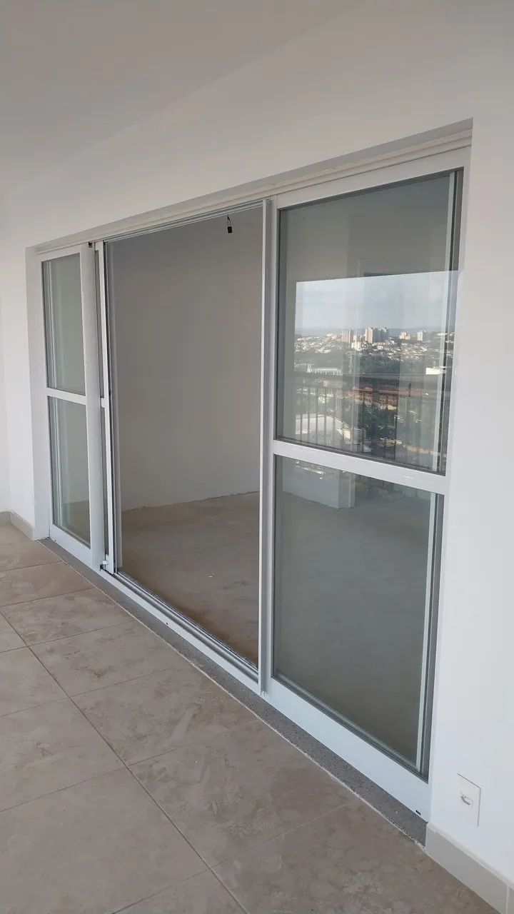 Porta Balcão 4 folhas tamanho 3,85x2,10 - Foto 3