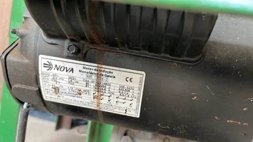 Vendo duas Dobradeiras de estribo. Uma mono e uma trifásica R$1.000,00. Cont: * - Foto 2
