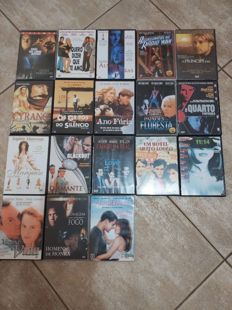 Lote com 18 DVD - Títulos diversos