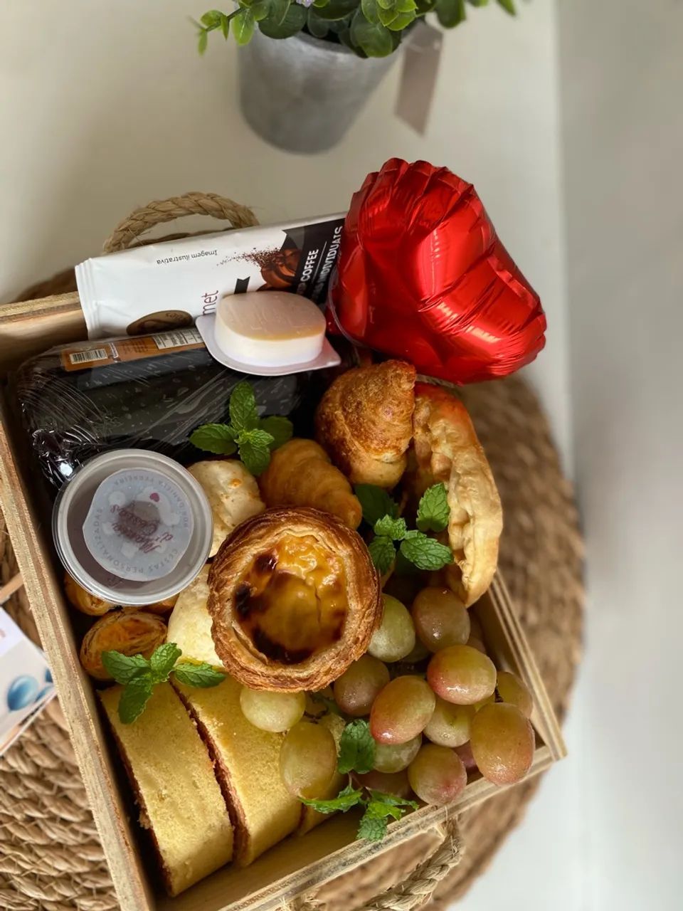 Cesta de café da manhã  personalizada com entrega  - Foto 5