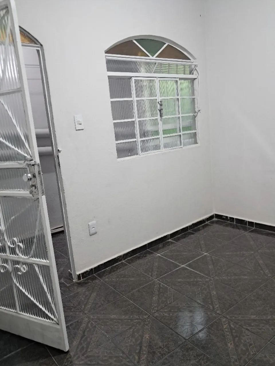 Casa para alugar com 02 quartos - Foto 2