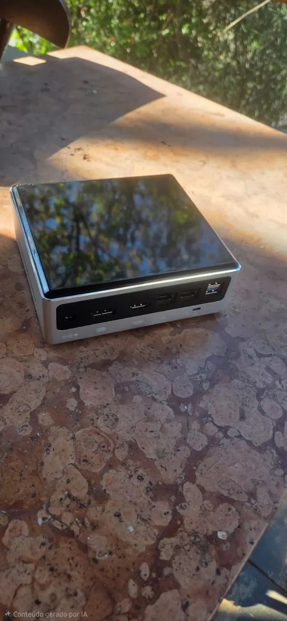 I5 10ª 8gb 240 SSD Mini PC NUC