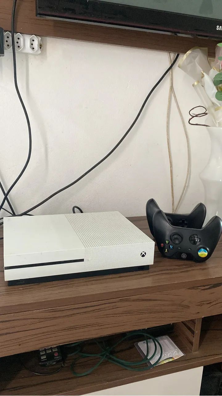  Xbox One s