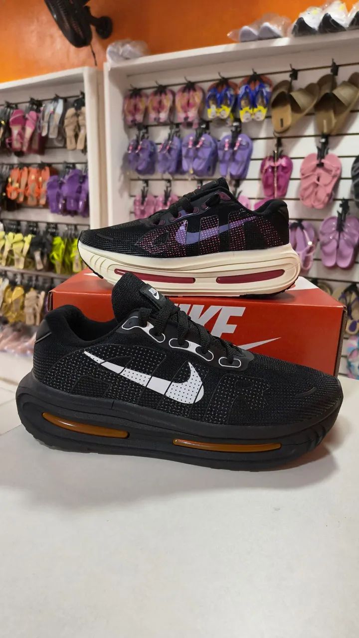 Tênis Nike vomero