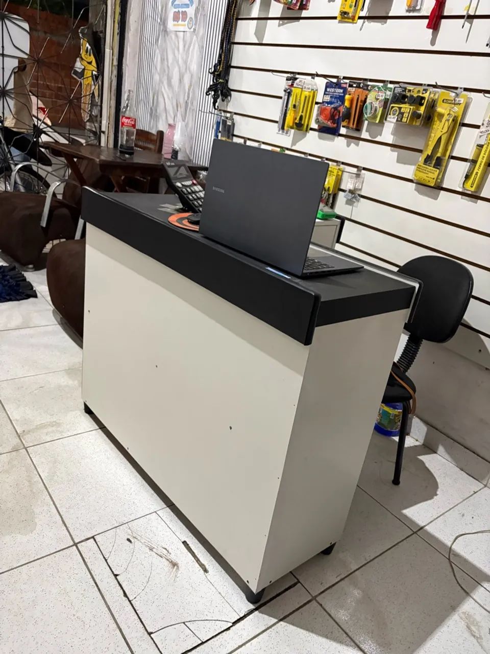 Balcão de caixa com gaveta em L  - Foto 2