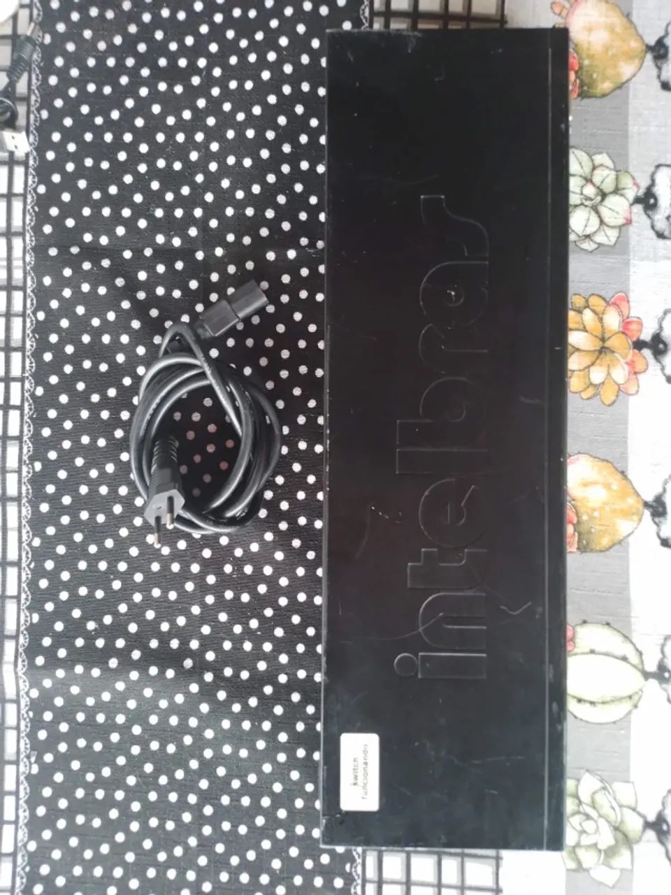 Switch Intelbras 24 portas modelo SG 2404 SR - Foto 2