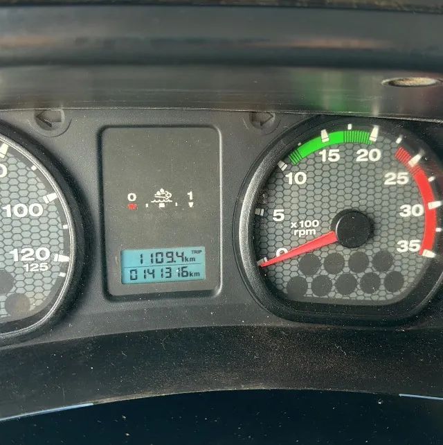 FORD CARGO 1319 4x2 2013 - Foto 3