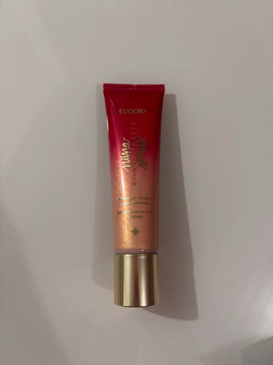 Hidratação Iluminador Corpo e Rosto Luminous Niina Secrets, da Eudora.  - Foto 2