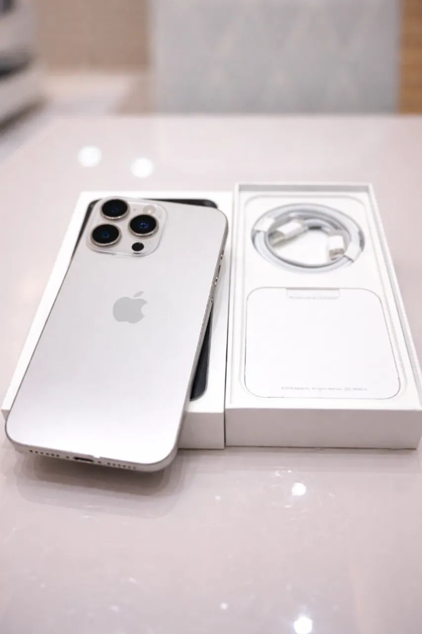 IPhone 15 Pro Max 256GB Branco - Impecável, Completo com Nota