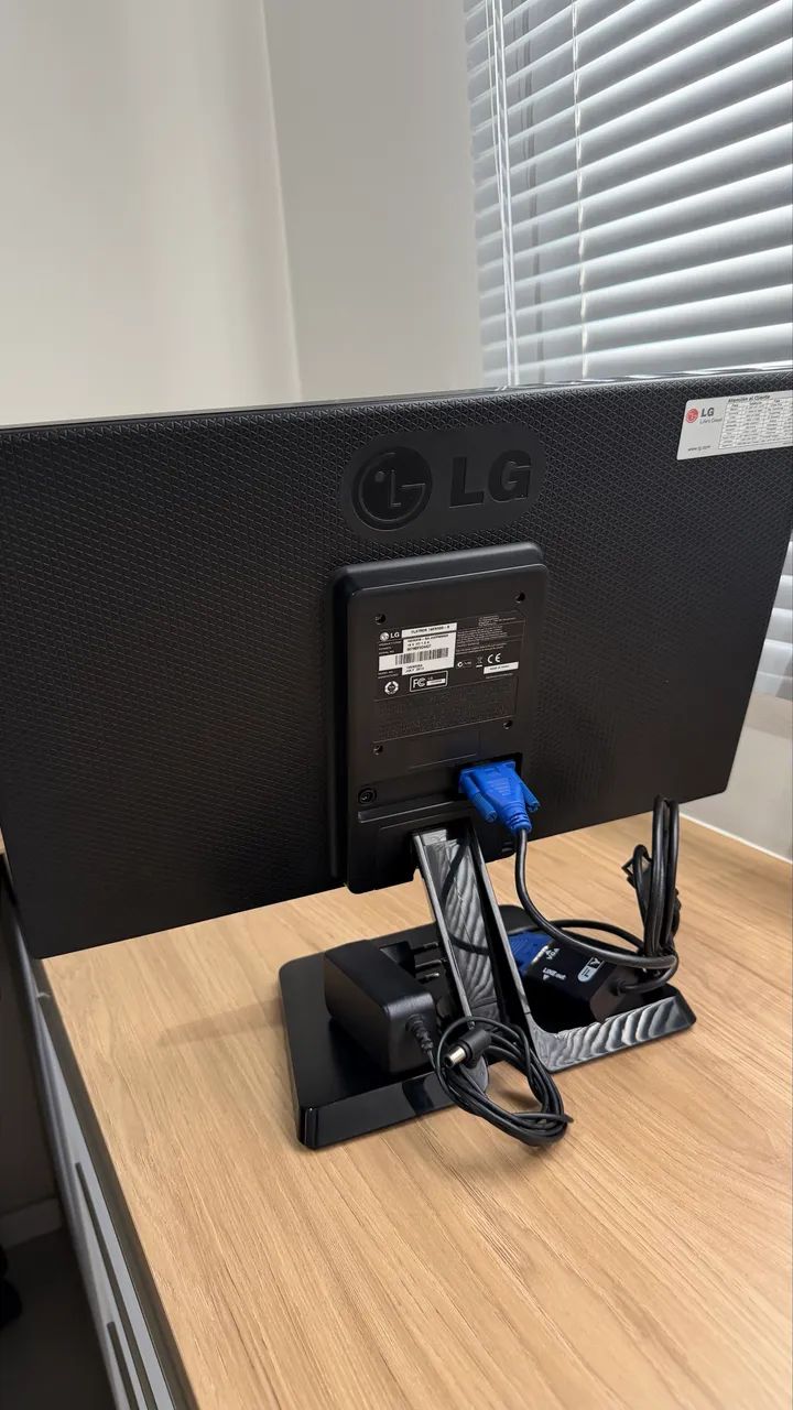 Monitor LG 19 polegadas  - Foto 3