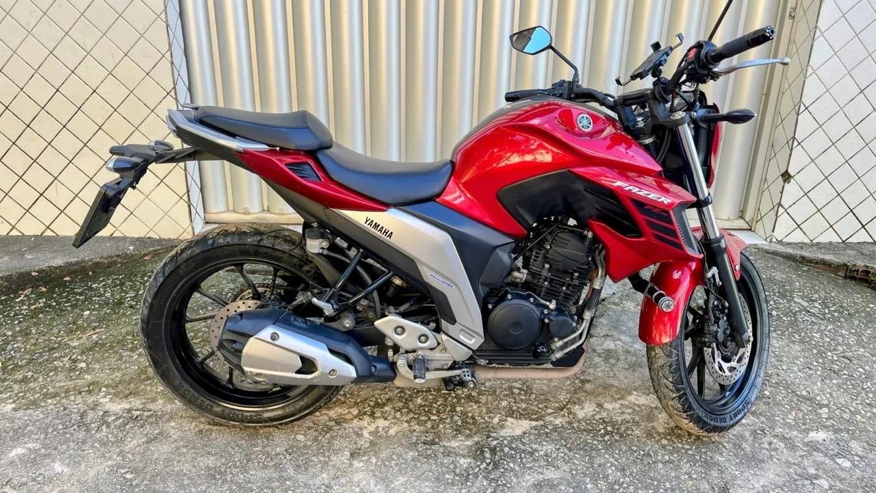 FZ25 2023 Vermelha  - Foto 5