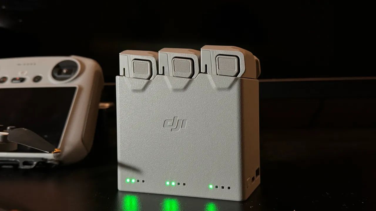 DJI MINI 3 PRO -  COMBO FLY MORE - controle DJI RC - Foto 4