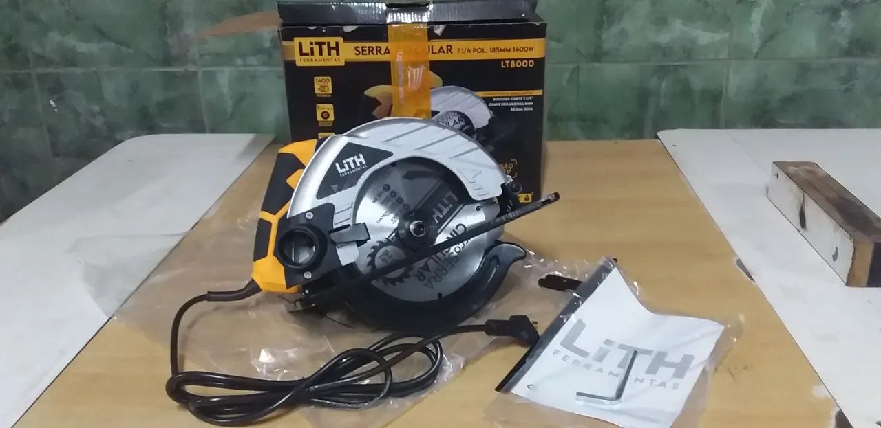 Serra circular Madeira lith zerada na caixa 