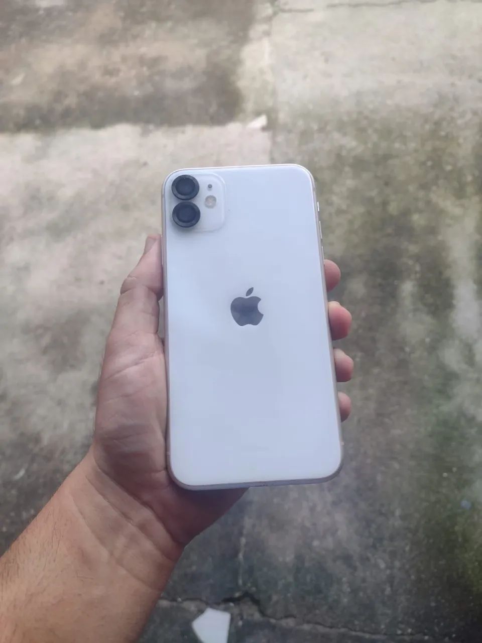 iPhone11 ホワイト 64GB 本体 Apple Iphone 11 (64 Gb) - Branco (aparelho Com Detalhe) | MercadoLivre