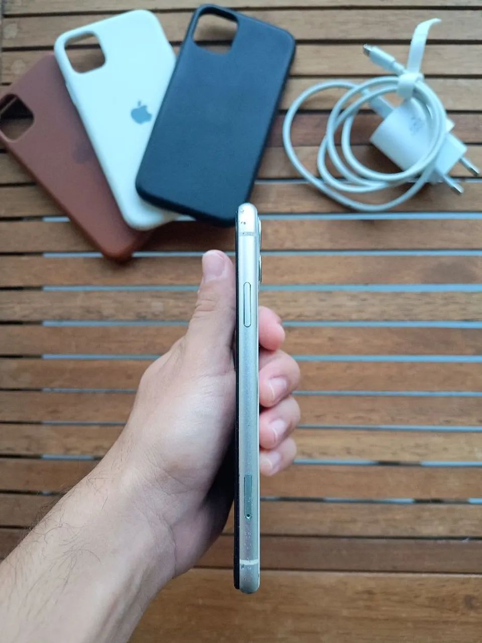 iPhone 11 Branco (CARREGADOR +3 CAPINHAS) - Foto 2