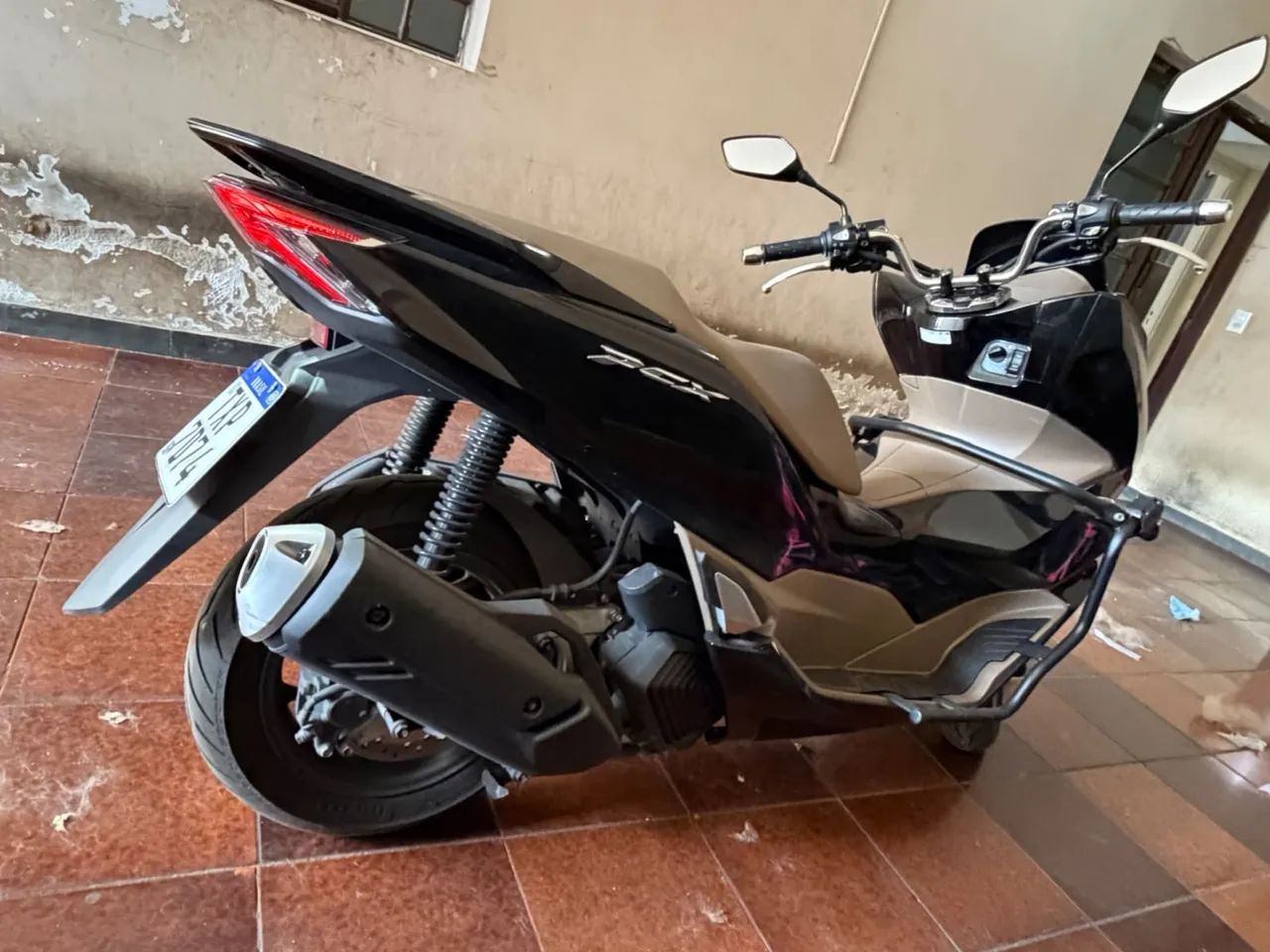Moto novinha