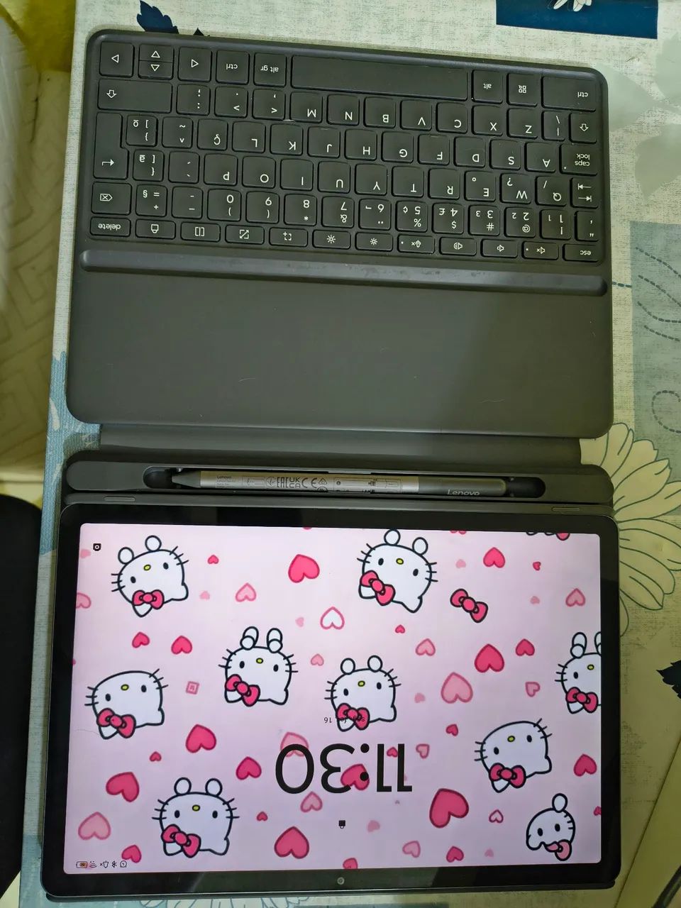 Lenovo Tablet com caneta e teclado - Foto 3