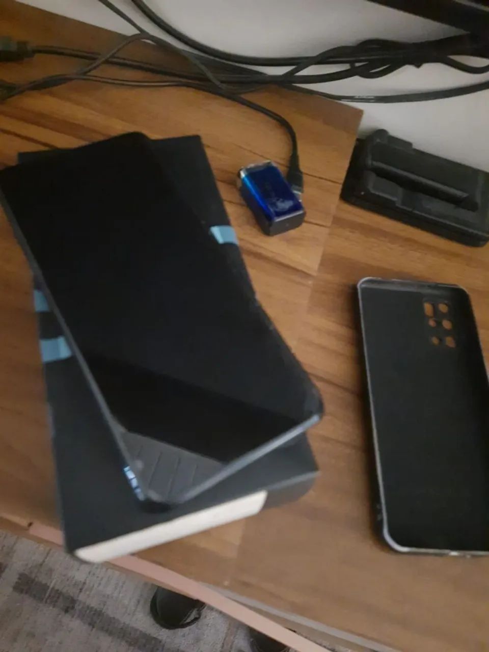 Samsung s20 plus novinho completo.  - Foto 5