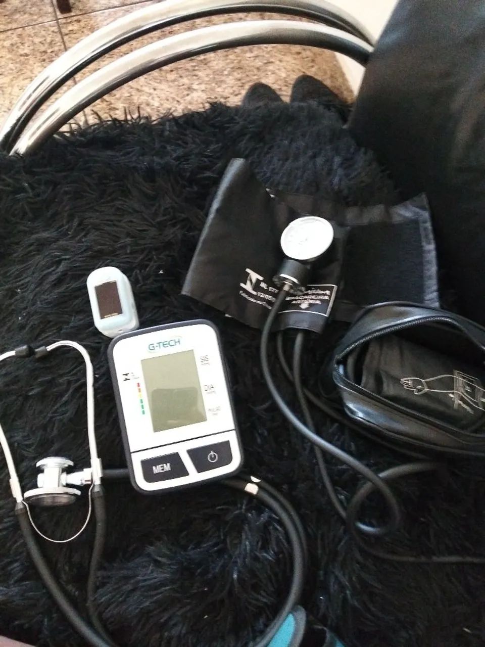 Vende-se kit de médico 