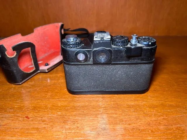 Câmera Analógica Zenit 12XP Temporizador funcionando e Case de Couro - Sem Lente -RELÍQUIA - Foto 4