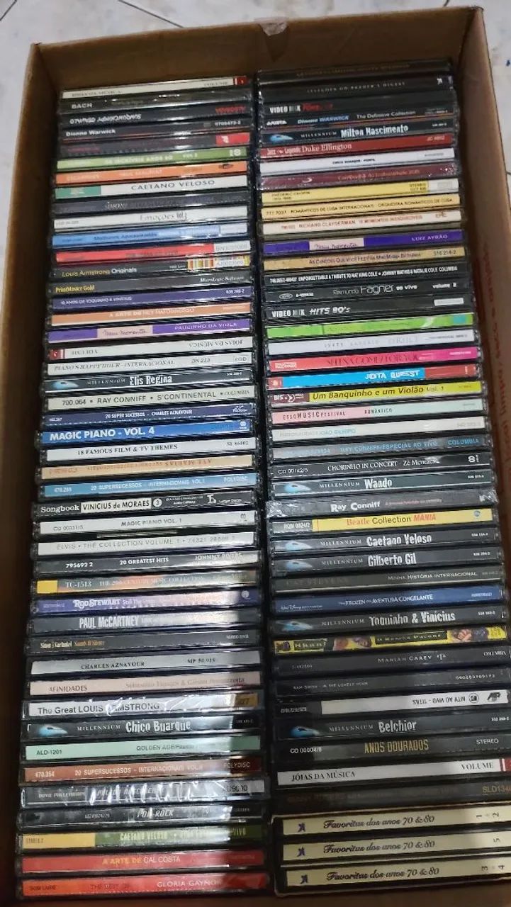 Lote de cds de música 
