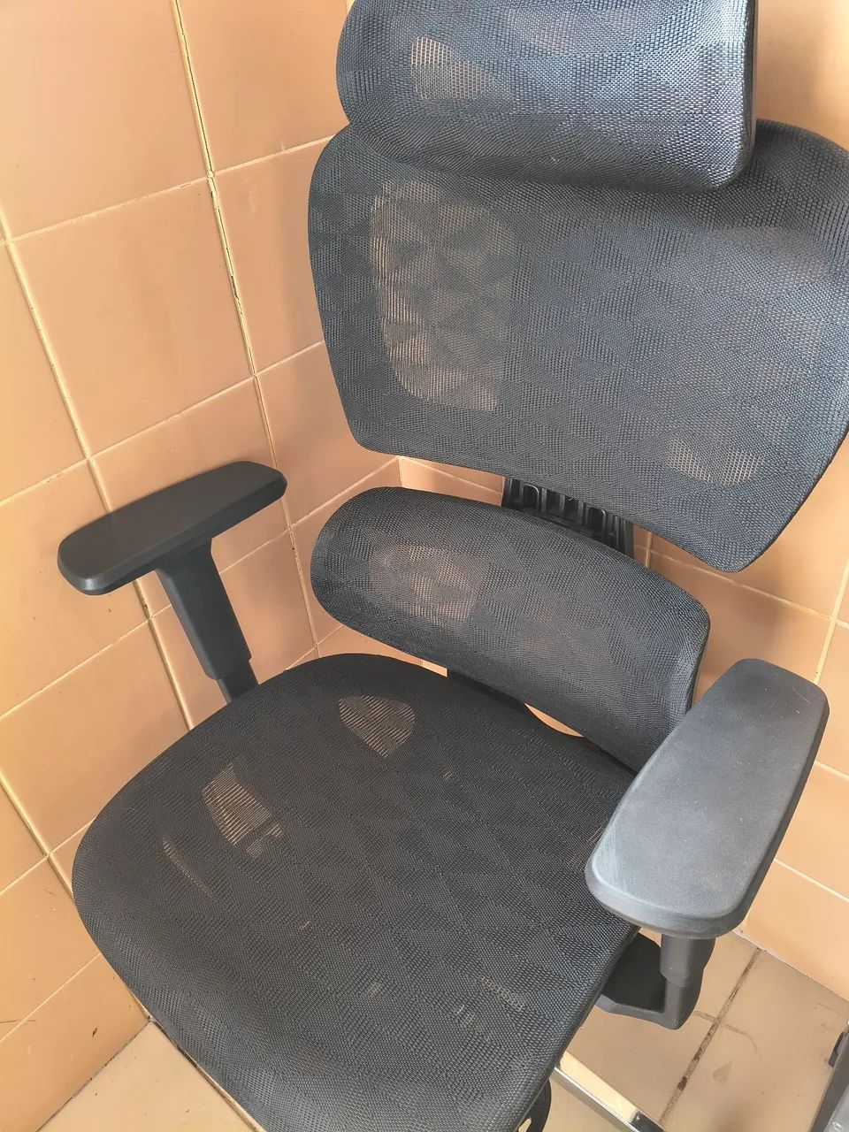 Cadeira gamer seminova pra vender logo! - Foto 2
