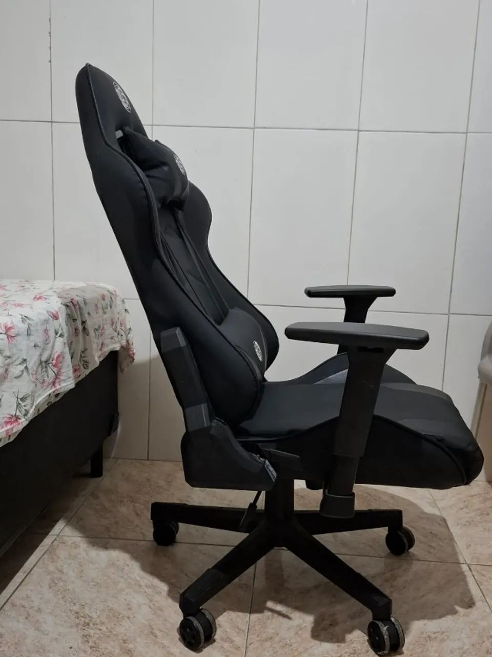 Cadeira Escritório/Gamer - Foto 4