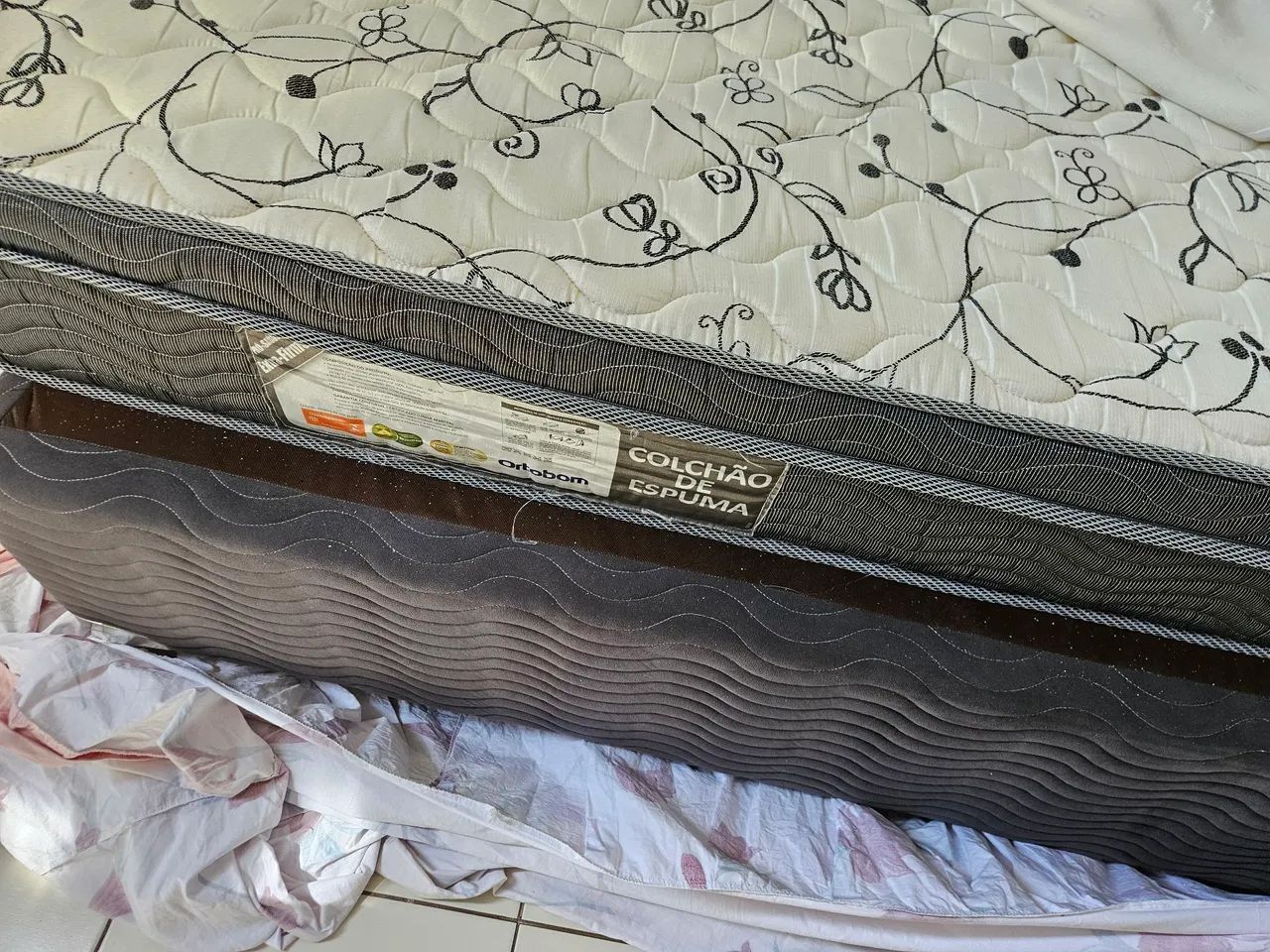 Cama com colchao Ortobom King Size + base - Foto 4