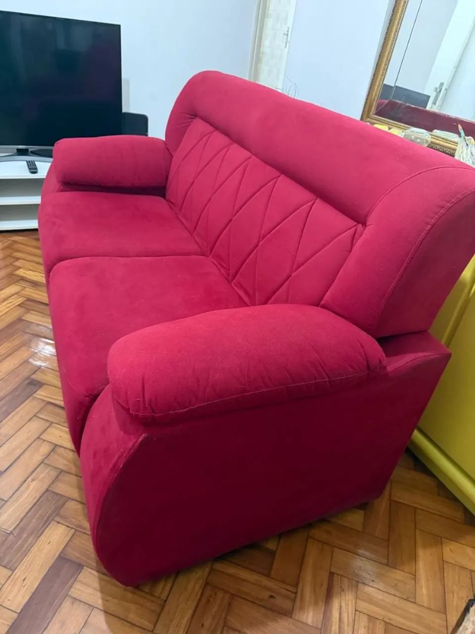 Vendo sofá em bom estado por 400.00 aceito ofertas  - Foto 3