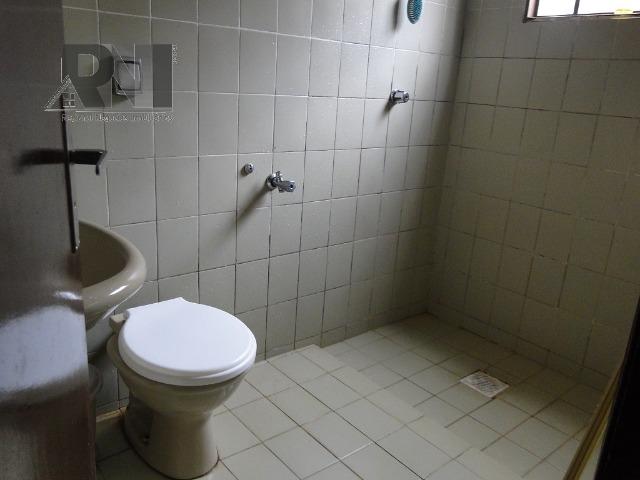 Vendo casa localizada no bairro Centro, em Barra do Garças-MT - Foto 5