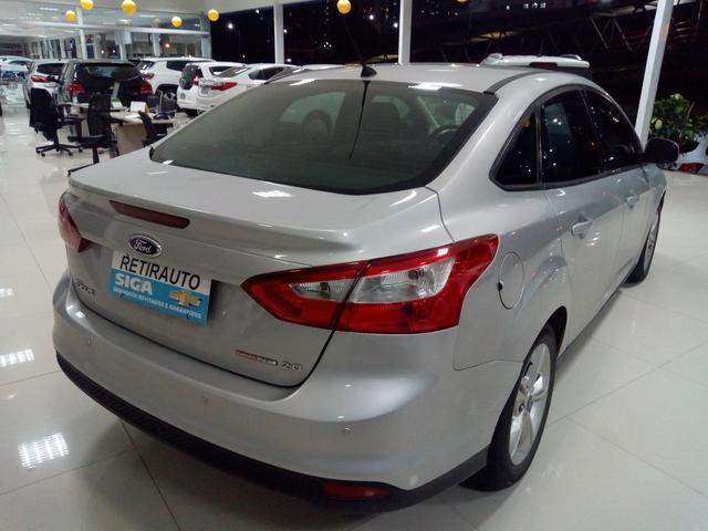 Procurar Anderson - Focus sedan 2.0 aut 14/15 prata completo só/53.483km - novo - - Foto 4