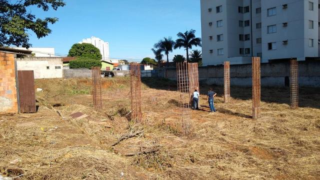 Área com projeto aprovado e fundação pronta para construção de condomínio - Foto 8