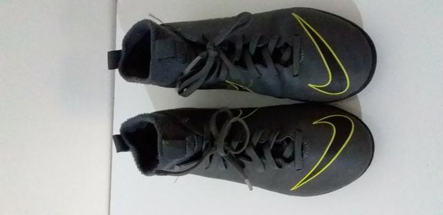 Botinha Chuteira Futsal N° 32 Nike Mercurial Superfly Original - Foto 2