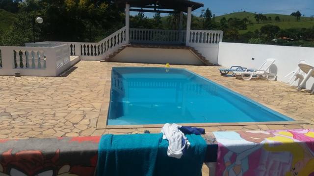 Lindo sítio com piscina, lago e muito mais!