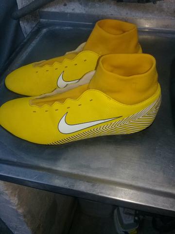 chuteira do neymar botinha