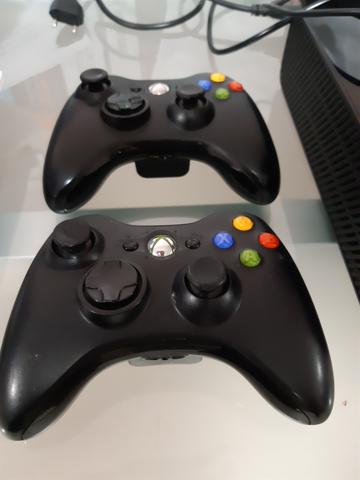 Xbox 360 +kinect+ 2 controles - Foto 2