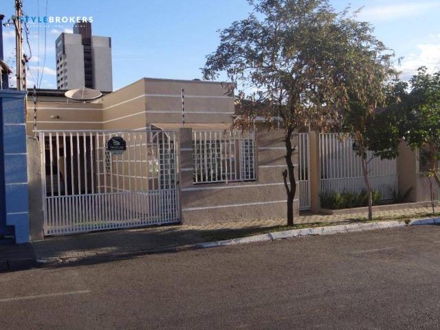 Casa 6 quartos sendo 5 suites proximo a UFMT