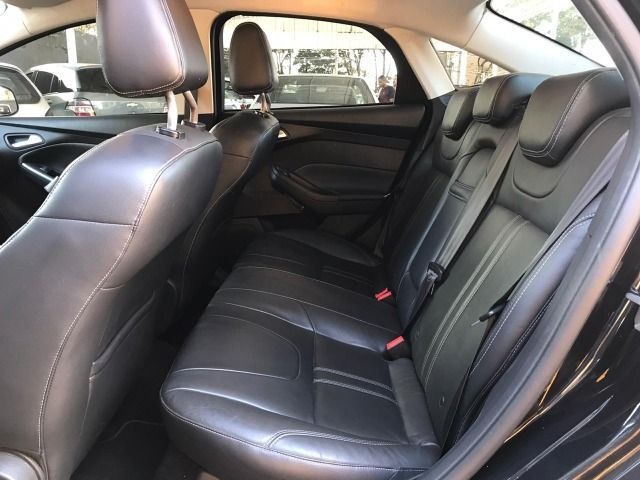 Ford Focus Sedan 2.0 Titanium - Foto 12