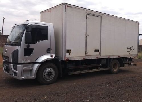 CAMINHÃO FORD CARGO BAÚ