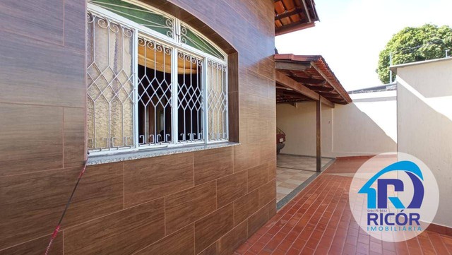 Casa com 3 dormitórios à venda, 182 m² por R$ 420.000,00 - Jardim América - Pará de Minas/