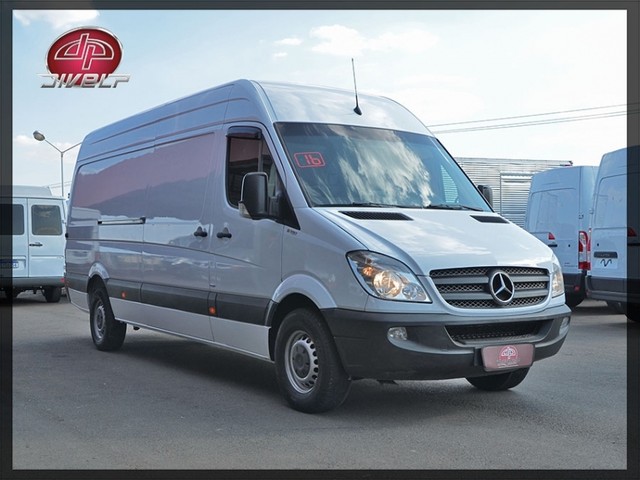 MERCEDES SPRINTER FURGÃO 311 CDI STREET EXTRA LONGA