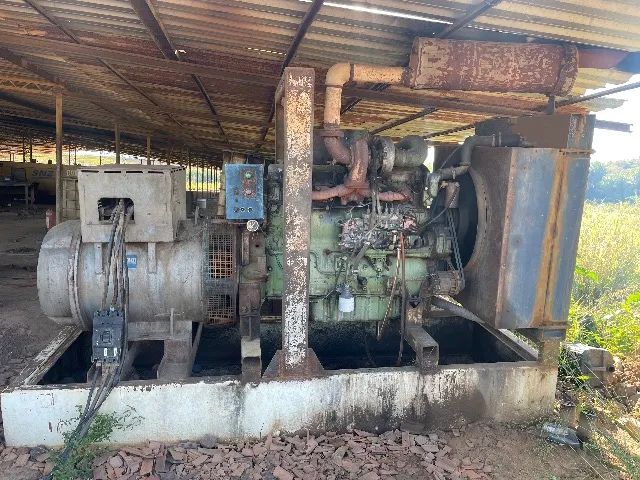 Grupo Gerador 450 kVA Trifásico Motor Scania 111 Diesel