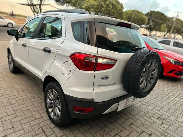 Vendo Ford fiesta freestyle 1.6 2014 manual  - Foto 4