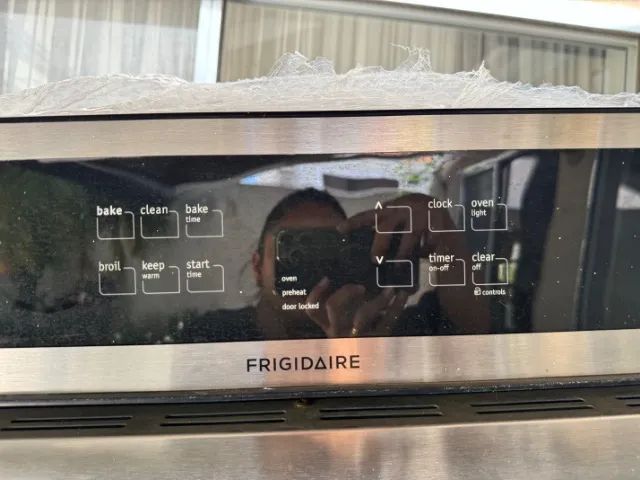 Forno elétrico - Frigidaire (nunca usado) - Foto 2